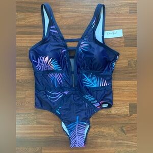 Rose Gal Swimsuit size 3X (US 20) NWT!